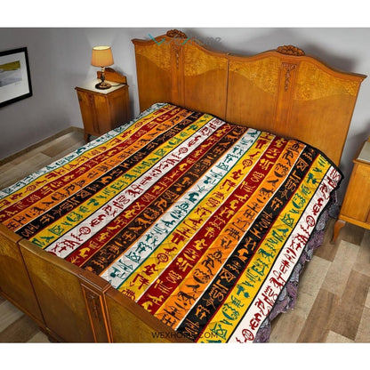 Egypt Hieroglyphics Pattern Print Design 01 Premium Quilt