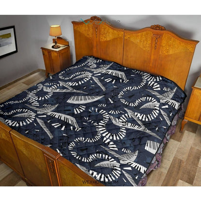 Piano Pattern Print Design 02 Premium Quilt