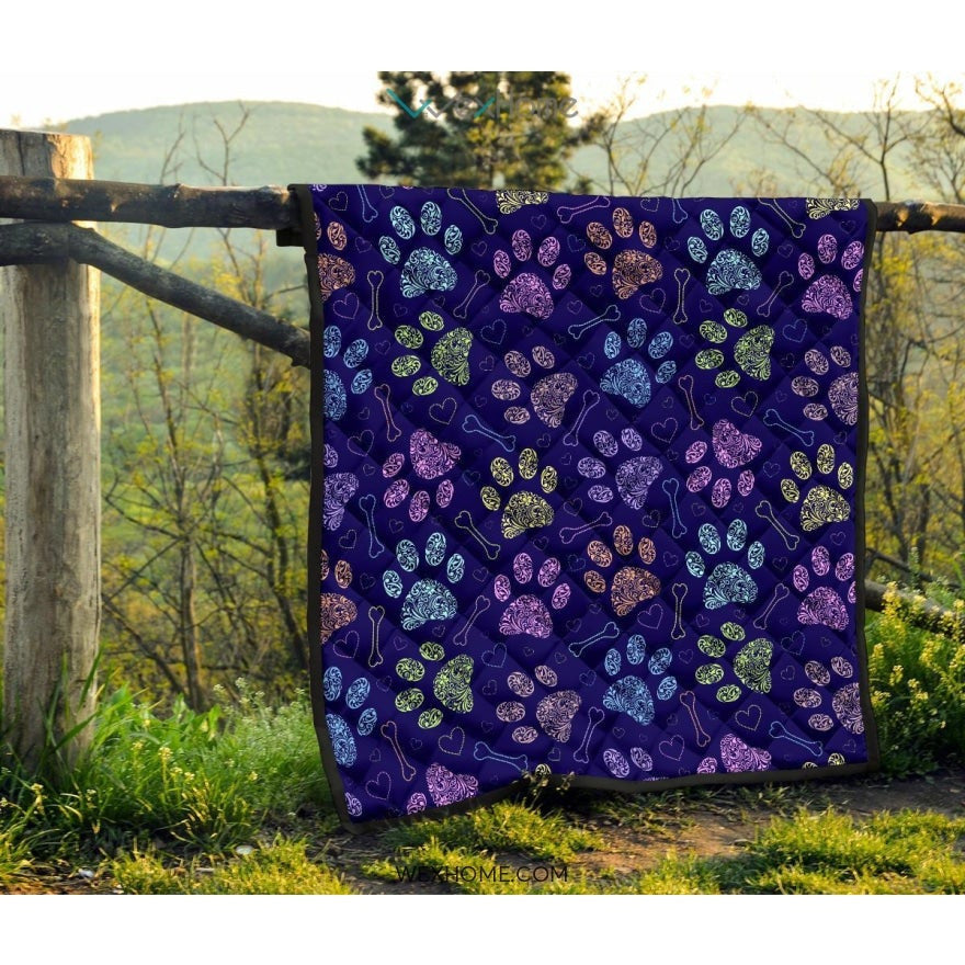 Dog Paws Pattern Print Design 02 Premium Quilt
