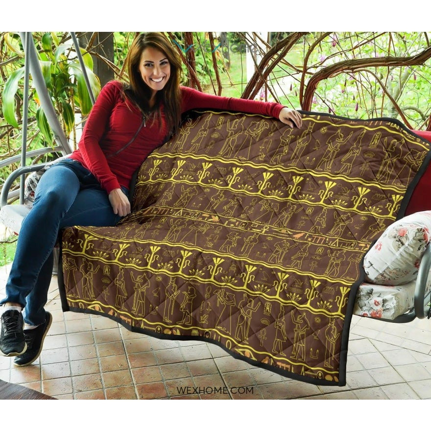 Egypt Hieroglyphics Pattern Print Design 03 Premium Quilt