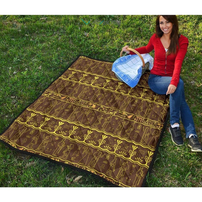 Egypt Hieroglyphics Pattern Print Design 03 Premium Quilt