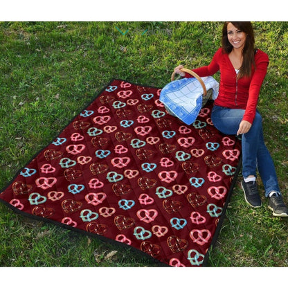 Pretzels Pattern Print Design 05 Premium Quilt