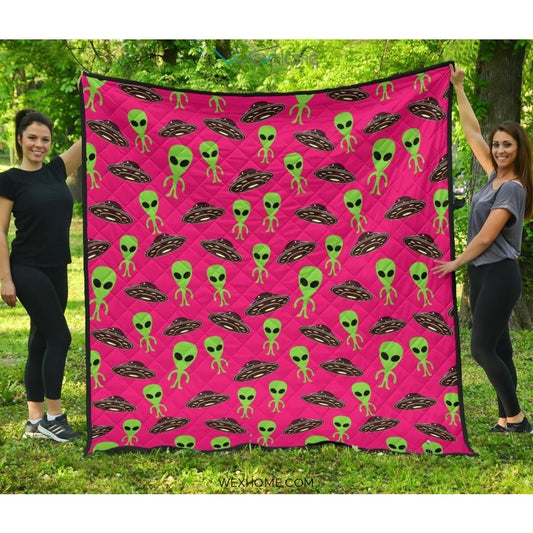 Alien Pattern Print Design 03 Premium Quilt