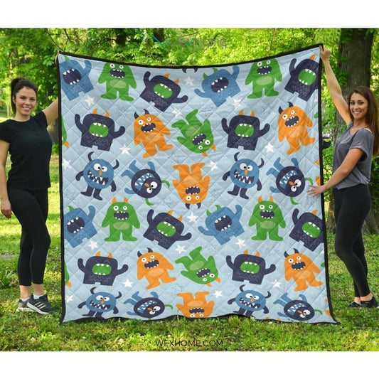 Alien Pattern Print Design 04 Premium Quilt