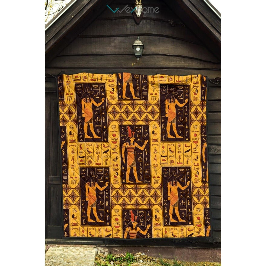 Egypt Hieroglyphics Pattern Print Design 05 Premium Quilt