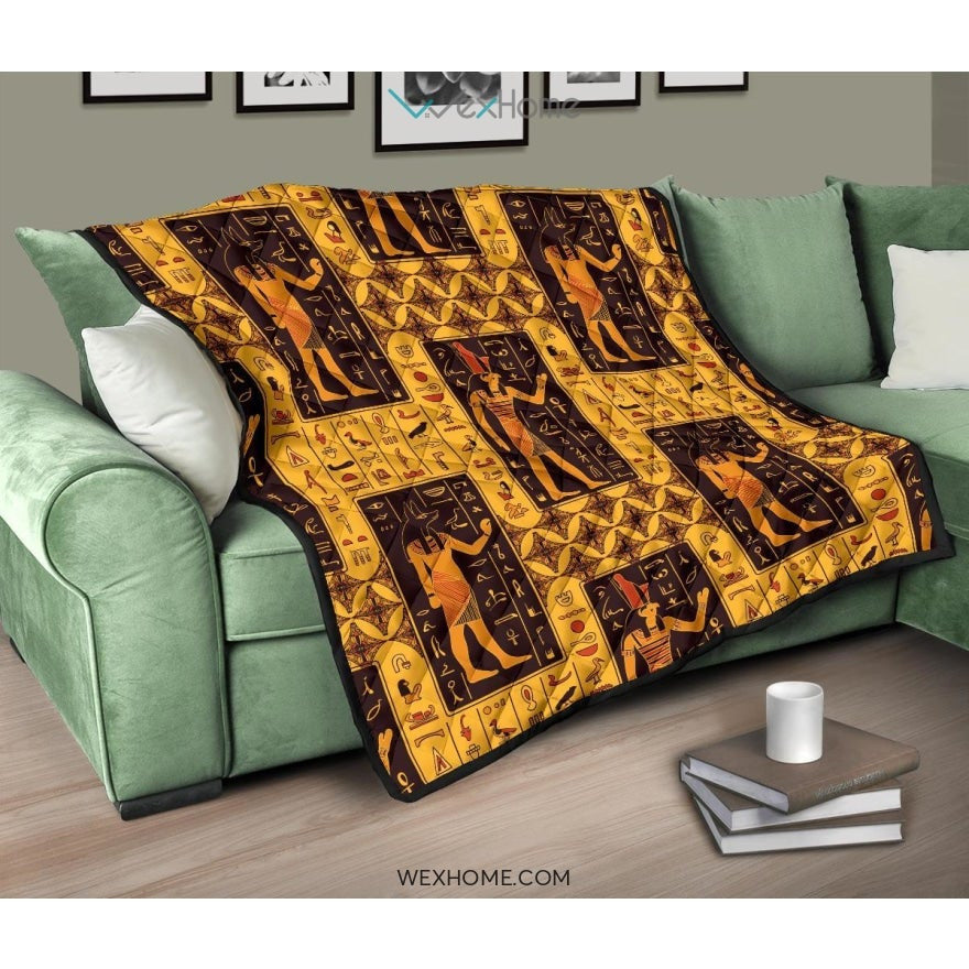 Egypt Hieroglyphics Pattern Print Design 05 Premium Quilt