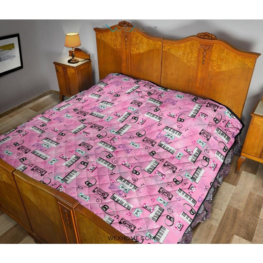 Piano Pattern Print Design 01 Premium Quilt