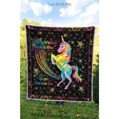 My Heart Believes In Many Things Unicorn Premium Quilt
