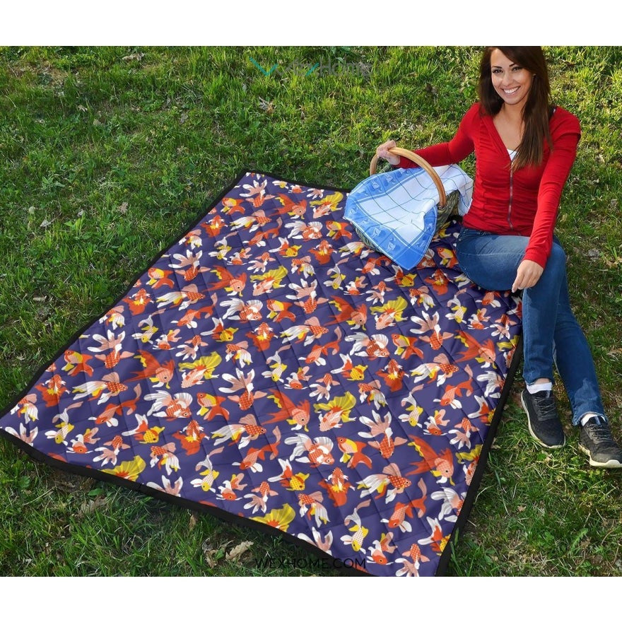 Goldfish Pattern Print Design 04 Premium Quilt