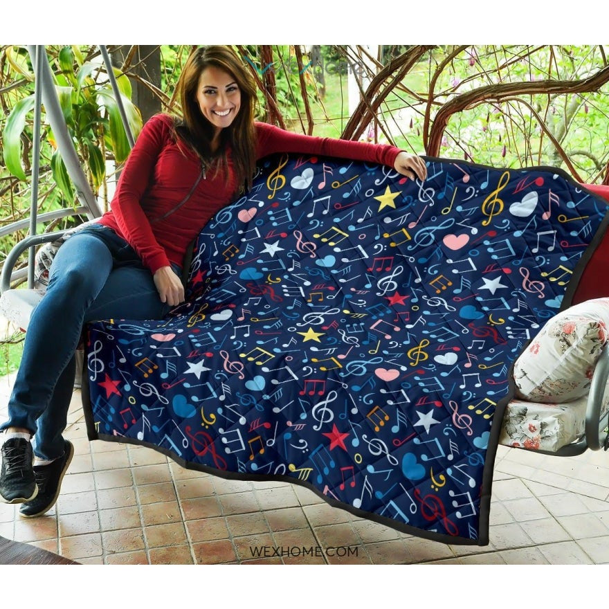 Music Notes Pattern Print Design 03 Premium Quilt