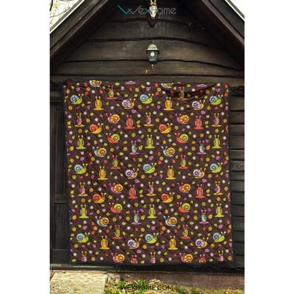 Snail Pattern Print Design 02 Premium Quilt