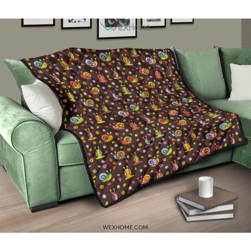 Snail Pattern Print Design 02 Premium Quilt