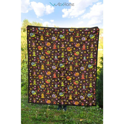 Snail Pattern Print Design 02 Premium Quilt