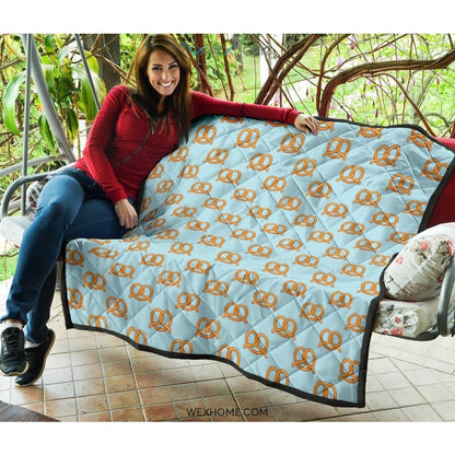 Pretzels Pattern Print Design 03 Premium Quilt