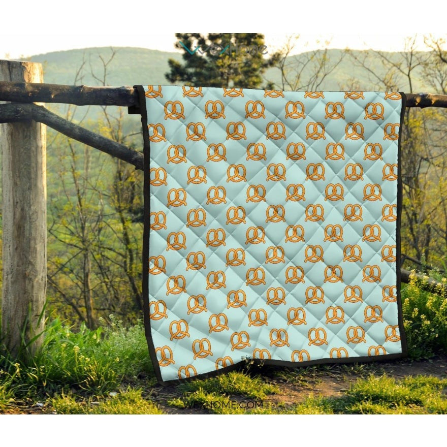 Pretzels Pattern Print Design 03 Premium Quilt