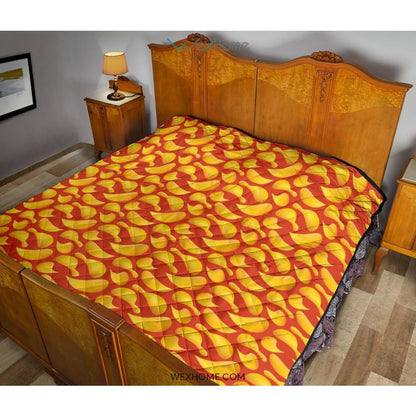 Potato Chips Pattern Print Design 05 Premium Quilt