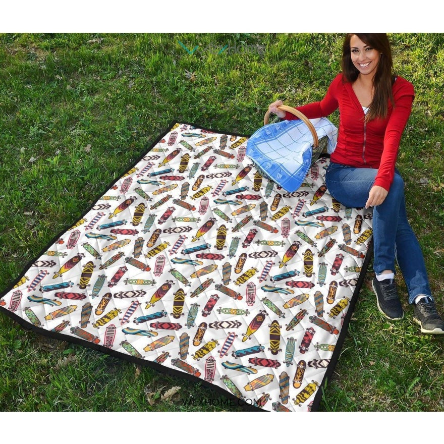 Skate Board Pattern Print Design 05 Premium Quilt