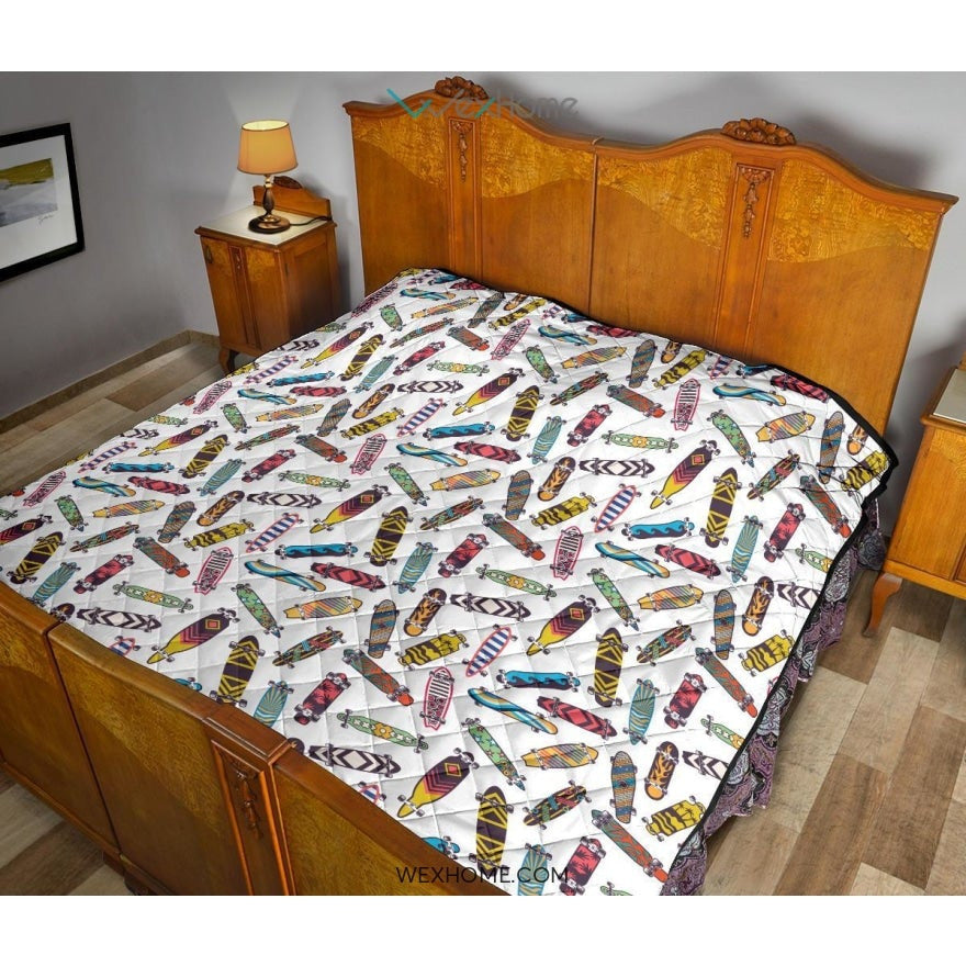 Skate Board Pattern Print Design 05 Premium Quilt
