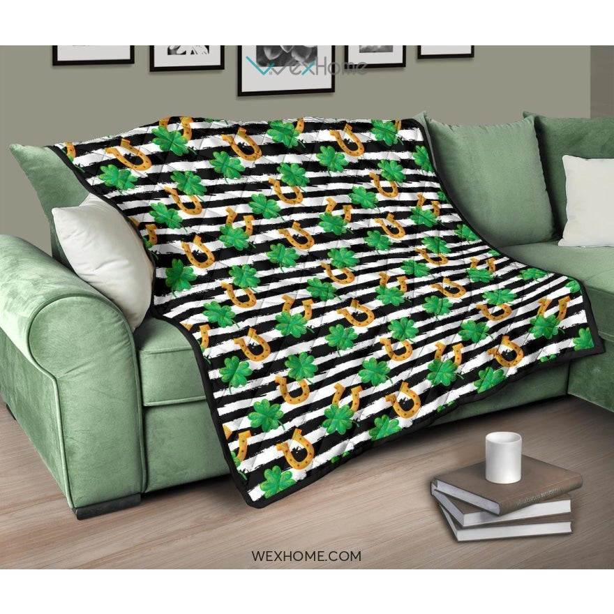 Horseshoes Pattern Print Design 01 Premium Quilt