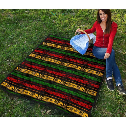 Canabis Marijuana Weed Pattern Print Design 04 Premium Quilt