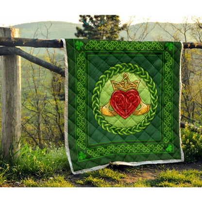 WEXHOME Irish Heart Premium Quilt