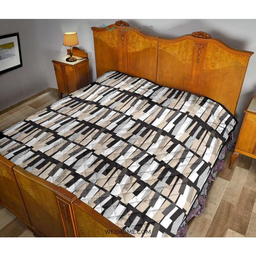 Piano Pattern Print Design 04 Premium Quilt