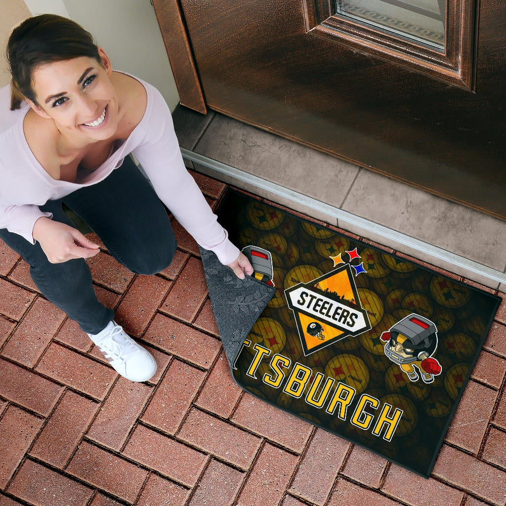 Pittsburgh Steelers American Football Angry Rusher Flying Patterns Face To Face Door Mat Home Decor