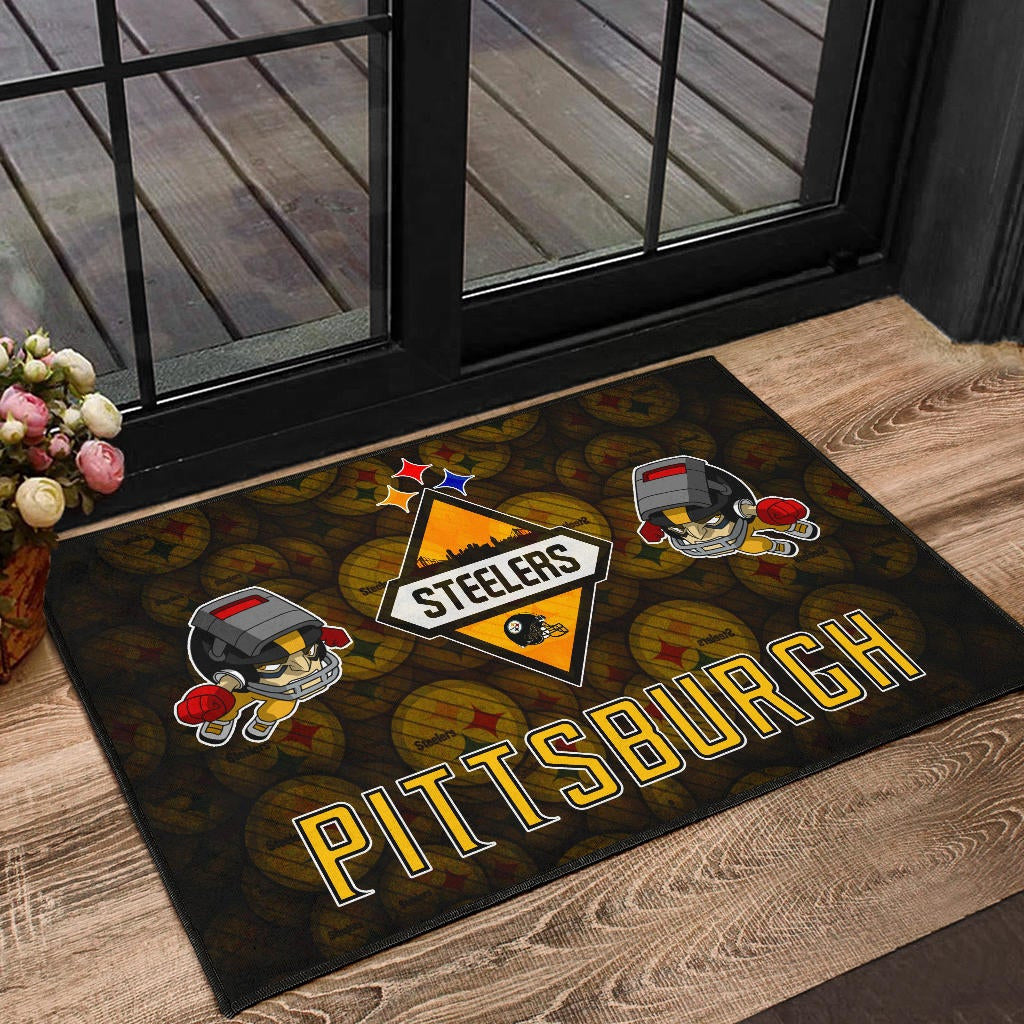 Pittsburgh Steelers American Football Angry Rusher Flying Patterns Face To Face Door Mat Home Decor