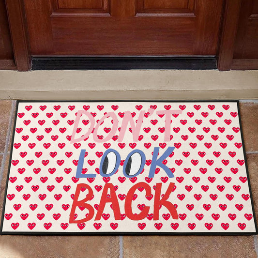 Don't Look Back Red Heart Patterns Door Mat Home Decor