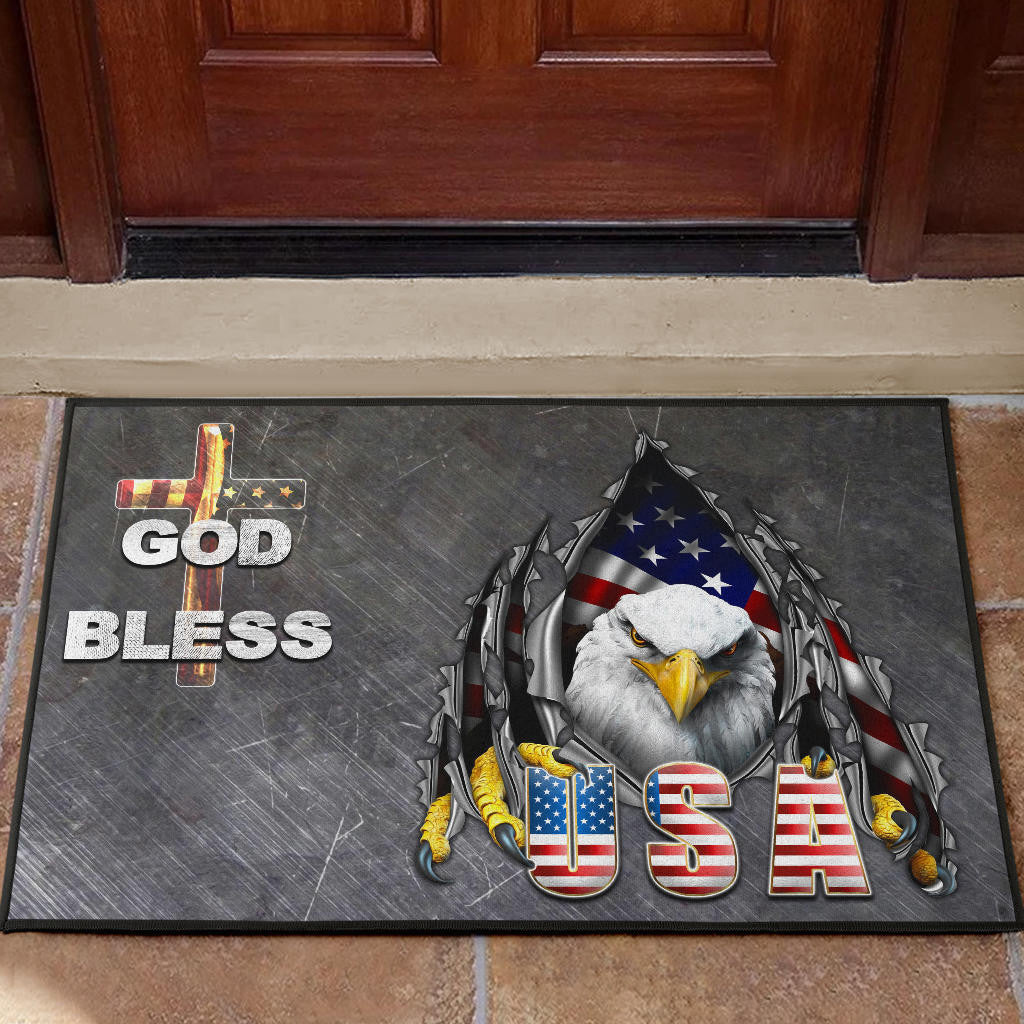 US Independence Day Eagle Emerging From Claw Scratch God Bless Door Mat Home Decor