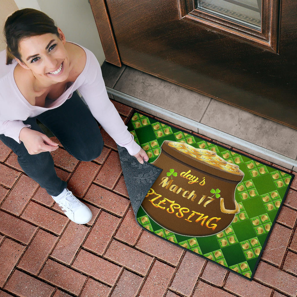 Saint Patrick's Mar 17 Blessing Pot Of Gold Coins Door Mat Home Decor