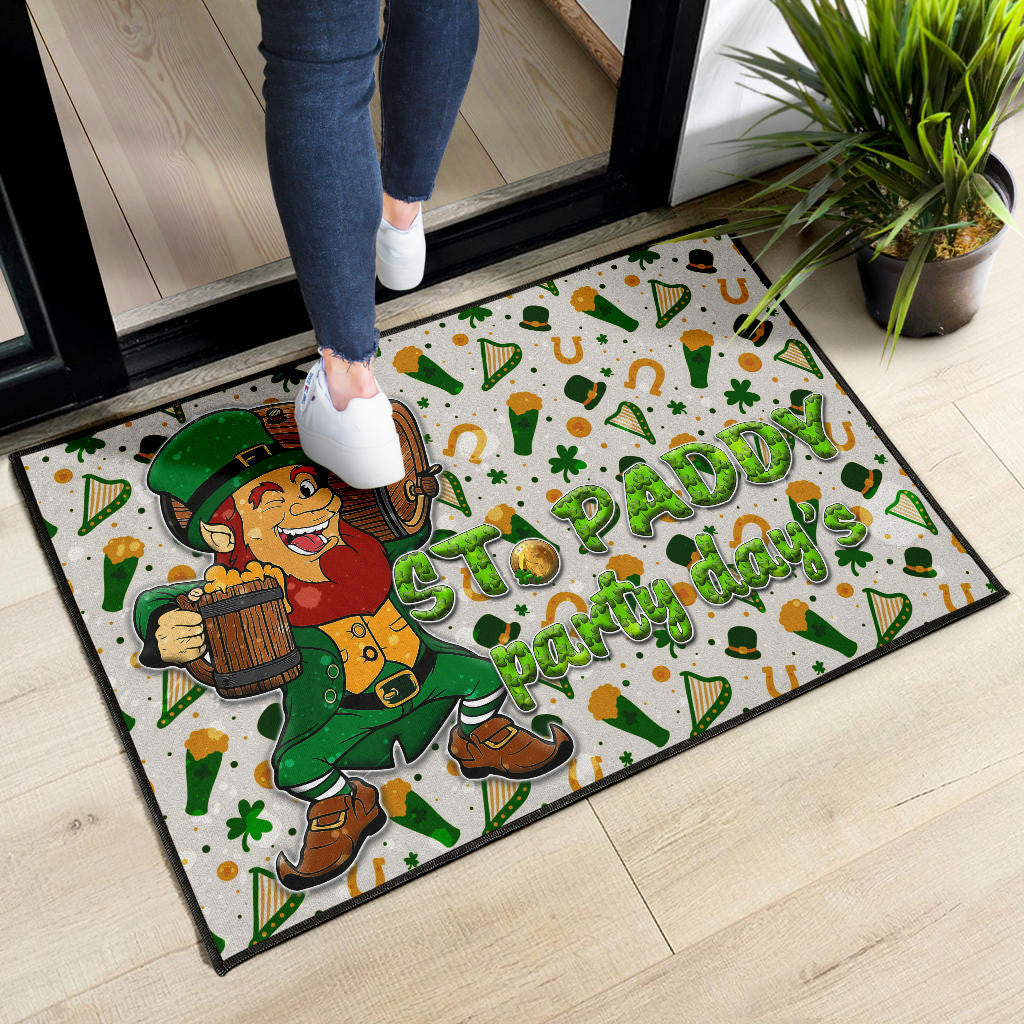 Saint Patrick's Leprechauns Drinking Beers St. Patrick Symbols Patterns Door Mat Home Decor