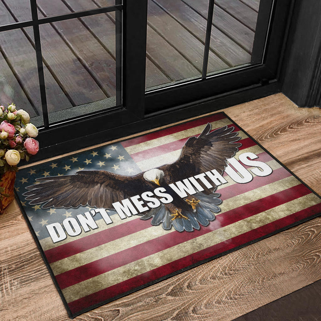 US Independence Day Bald Eagle Flying Don't Mess With US Door Mat Home Decor